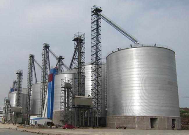 江永大型钢板库构造参数及水泥储存质量